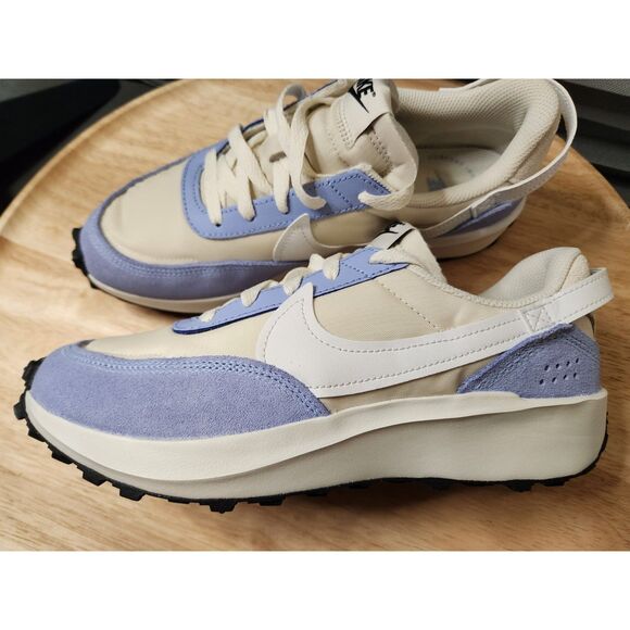 Nike Waffle Debut Women’s Sneakers – Size 8.5, Soft Pearl / Summit White - Picture 1 of 10